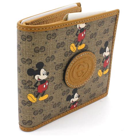 gucci disney borsa|Disney Gucci case wallet.